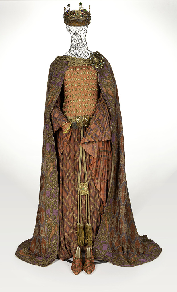 Jadwiga Mrozowska's costume of Lady Macbeth | The Maopolska Virtual Museums